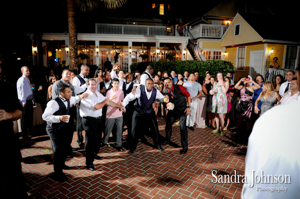 Best The Courtyard at Lake Lucerne Wedding photographer - Sandra Johnson (SJFoto.com)